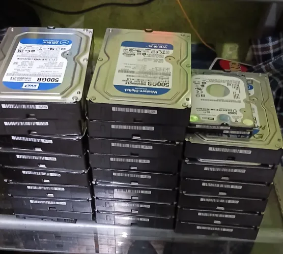 Lote de HDs 500GB e 1TB