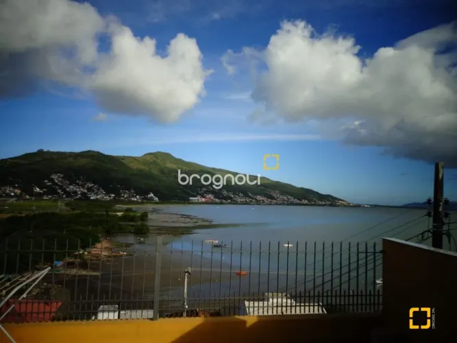 Casa à Venda no Bairro Saco dos Limões em Florianópolis- SC