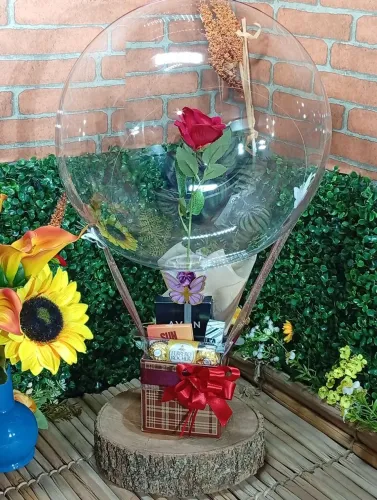 Cesta de Maquiagem Avon