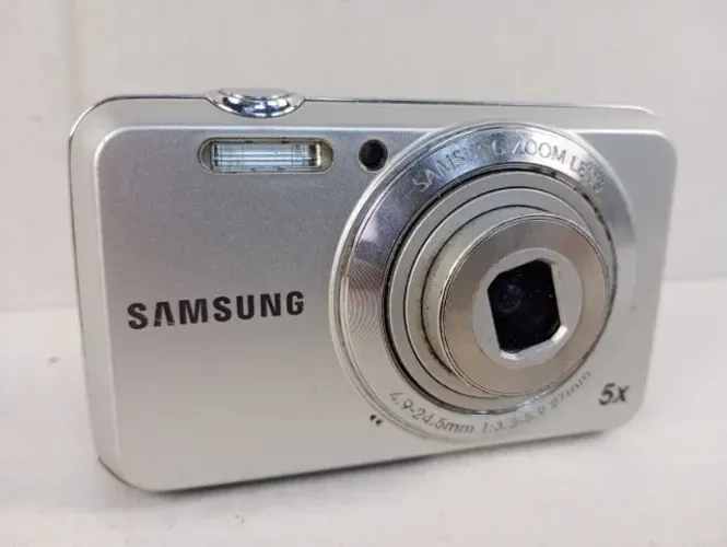 Câmera Digital Samsung ES80 + Bateria BP70A (Com Defeito no Zoom - Para Reparo/Peças)