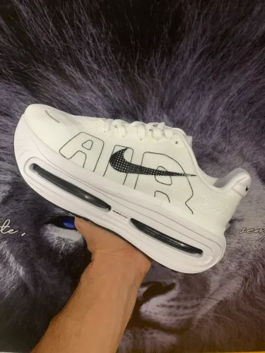 Nike Vômero Premium 42