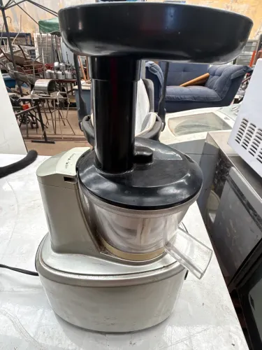 Centrifuga sole juice premium mod sj-01 mundial 127v usado