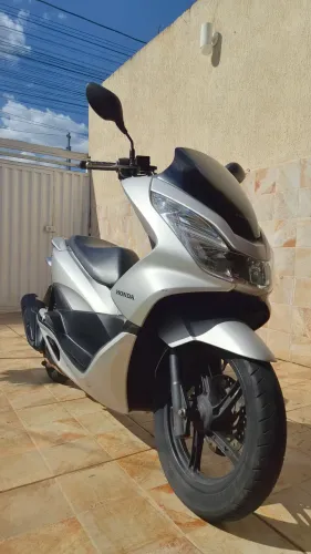 Honda PCX 150 2018 | 33 mil km | IPVA 2026 pago<br>