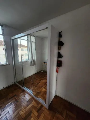 Guarda roupa