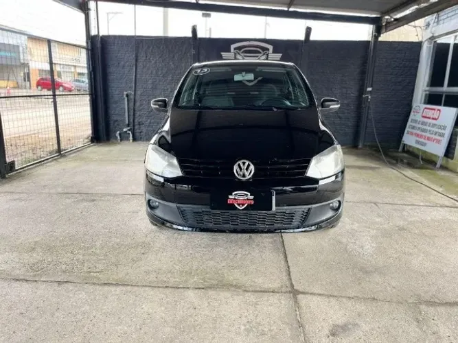 Volkswagen Fox 1.0 MI Total Flex 8V 3P 2013