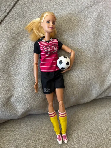 Barbie Jogadora de futebol /completo