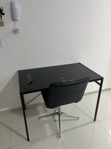 Mesa e cadeira de estudos