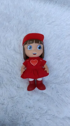 Boneca Gi aventureira Vermelha 
