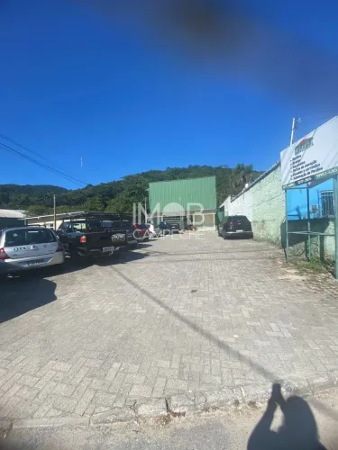 Galpão com 868m² á venda Rio Tavares - Florianópolis/SC