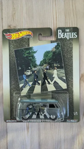 Hot Wheels Kombi Beatles