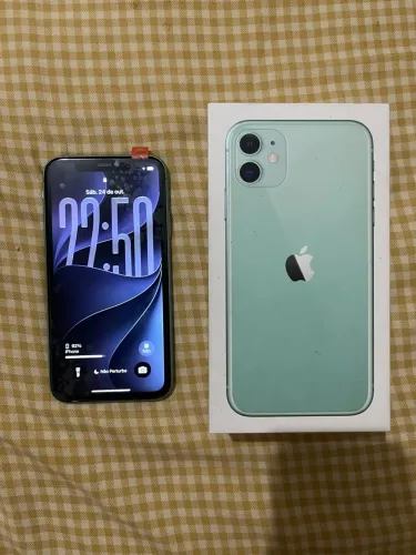 iPhone 11