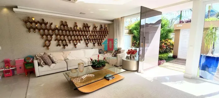 Recreio dos Bandeirantes | Casa de Condomínio 4 quartos, sendo 3 suites