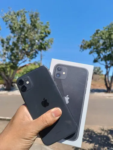 ? iPhone 11 64GB Original Conservado Face ID OK Bateria 74% Barato