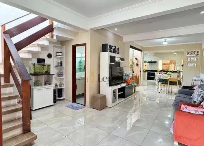 Sobrado com 4 dormitórios à venda, 211 m² por R$ 380.000,00 - Parque Vitória Régia - Soroc