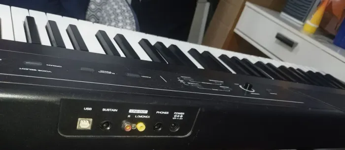 Teclado Alesis 88 teclas 