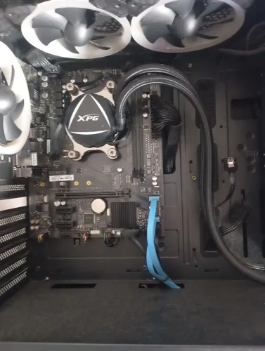 PC gamer Ryzen 5 3400g 16gb