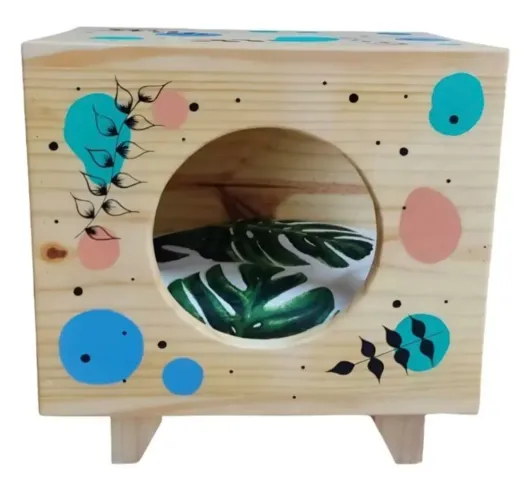 Toca para gato em madeira