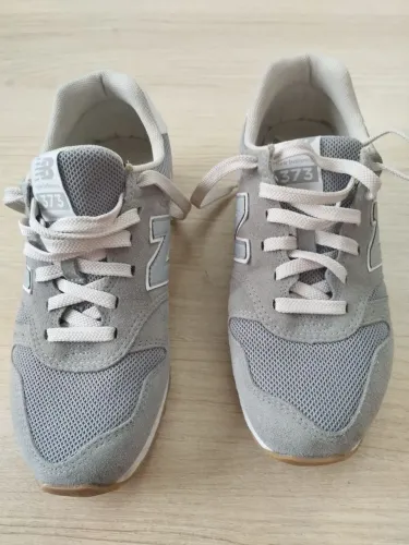 Tênis New balance 373 - BK2 - tamanho 37 - excelente estado