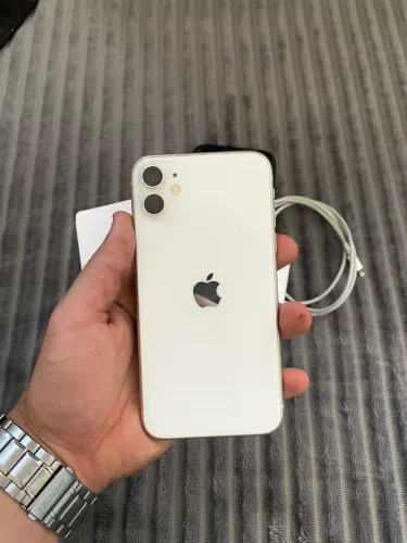IPHONE 11 BRANCO