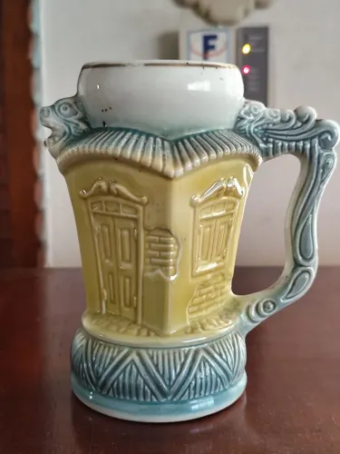 Caneca Retrô