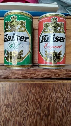 ?Par de Latas Alemãs Antigas Kaiser-Bräu Neuhaus (Anos 70/80)