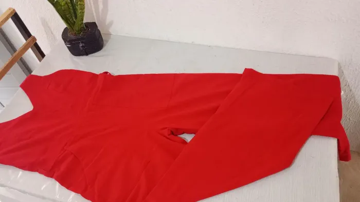 Macacão vermelho 