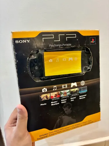 PSP 2001 - Com caixa e acessórios originais