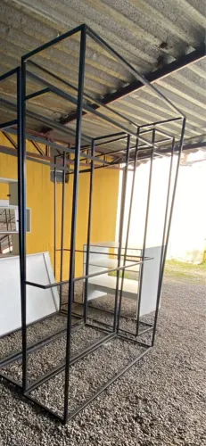 Arara de roupa