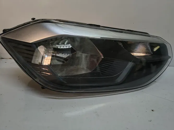 Farol Polo Tracker Original Ld Dir 2023/2025