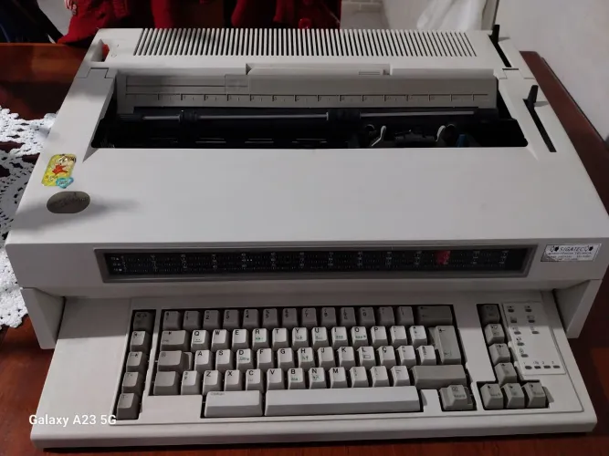 Máquina datilografia IBM6783