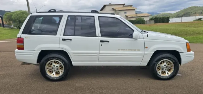 Jeep Grand Cherokee Limited 5.2 Aut. 1997