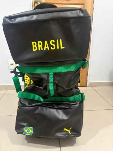 Mala da seleção brasileira 