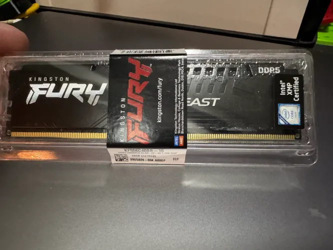 Memória RAM 16GB DDR5 5600MHz