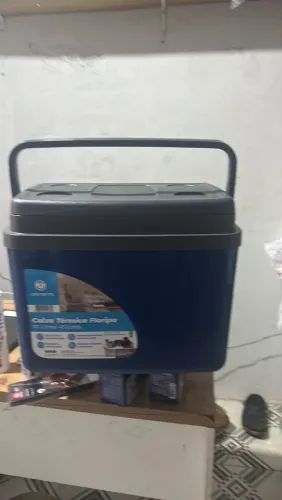 Caixa térmica 32 litros cabe 45 latinhas