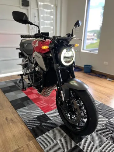 HONDA CB650R 2023 ABAIXO DA FIPE