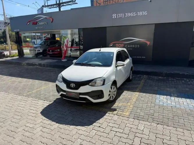 Toyota Etios X Plus 1.5 Flex 16V 5P Mec. 2019