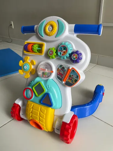 Andador infantil didático musical 
