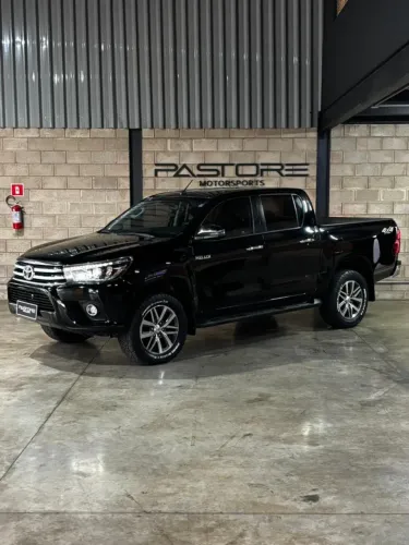 Toyota Hilux SW4 SRX 4X4 2.8 TDI 16V Dies. Aut. 2018
