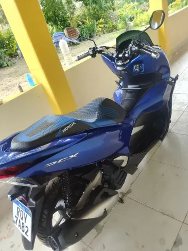 Vendo PCX 150. Pra vc que procura conforto, praticidade e economia no seu dia a dia.