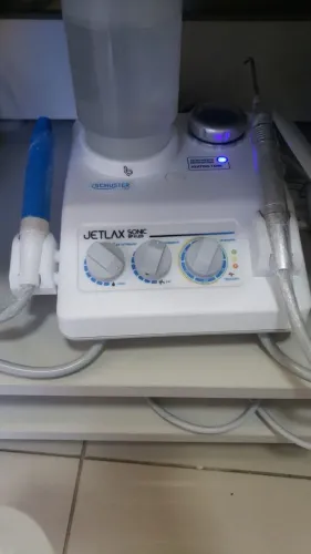 Vende-se ultrassom e jato bicarbonato  odontológico 