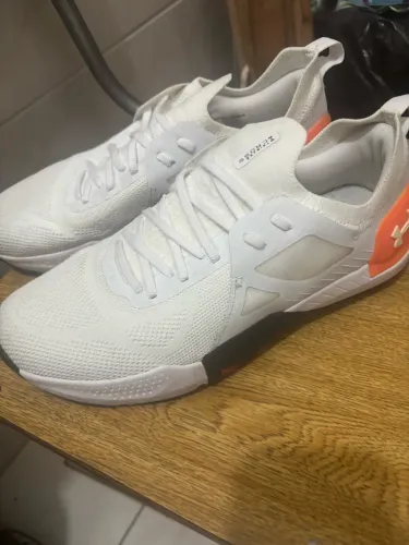 Tênis Under Armour 41