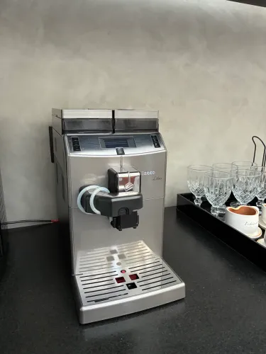 Cafeteira Saeco Lirika