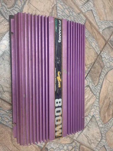 Pirâmide 800 watts