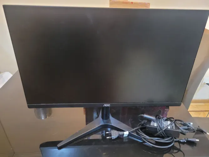 MONITOR AOC LED - Excelente Estado