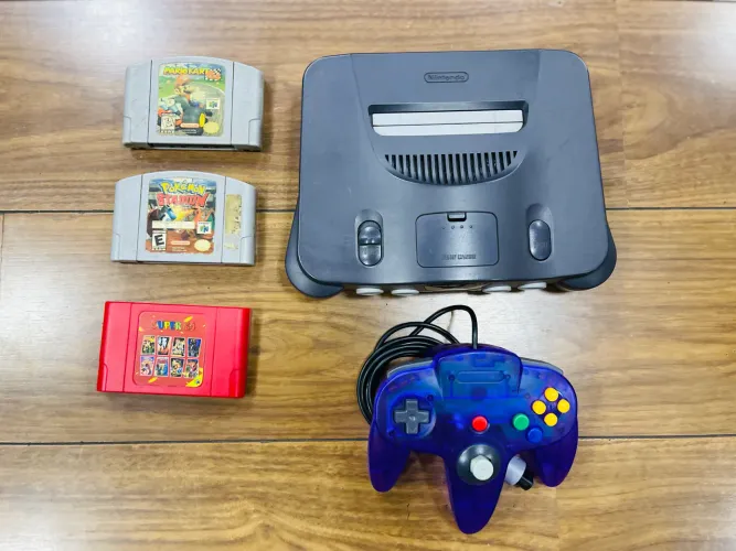 NINTENDO 64 SEMI NOVO COM JOGOS 3 MÊS DE GARANTIA