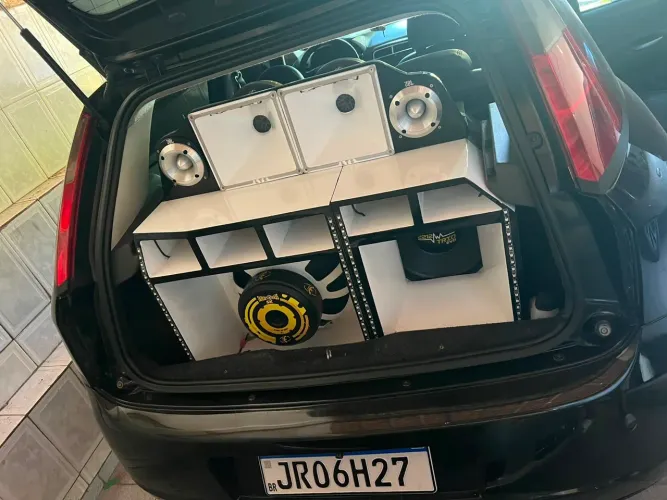 SOM AUTOMOTIVO