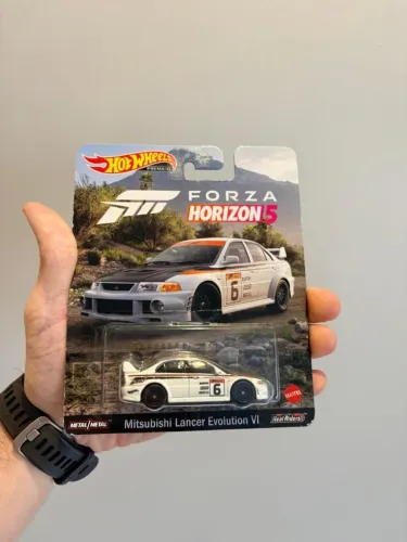 Hot Wheels Premium - Mitsubix Lancer Evolution VI - Lacrado - Escala 1:64