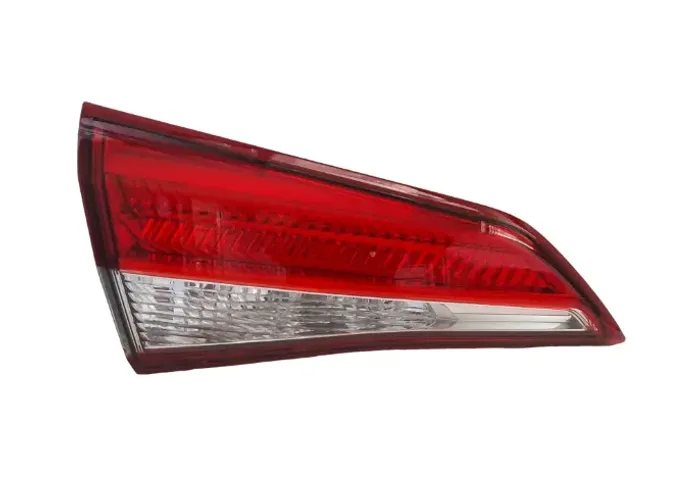 Lanterna Toyota Yaris Sedan Tampa 2015/2020 Original Lado Direito