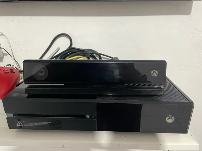 XBOX ONE COM KINECT