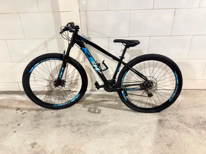 bicicleta ksw aro 29 com capa.